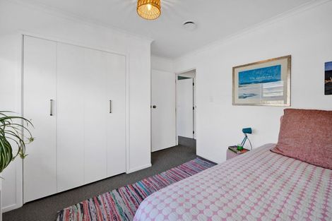 Photo of property in 8 Hussey Street, Oakura, 4314