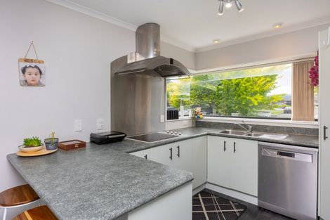 Photo of property in 10 Parnell Heights Drive, Kelvin Grove, Palmerston North, 4414