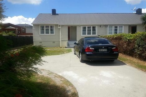 Photo of property in 245 Great North Road, Henderson, Auckland, 0612