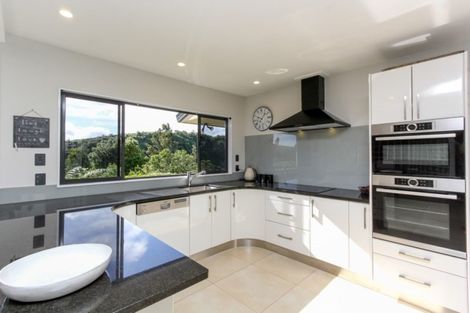 Photo of property in 371b Mangorei Road, Merrilands, New Plymouth, 4312