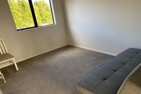 Photo of property in 4/16 Albany Highway, Greenhithe, Auckland, 0632