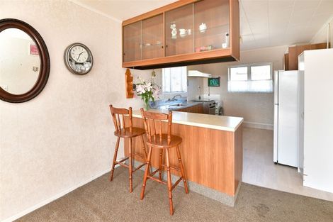 Photo of property in 8 Kathy Terrace, Stanmore Bay, Whangaparaoa, 0932