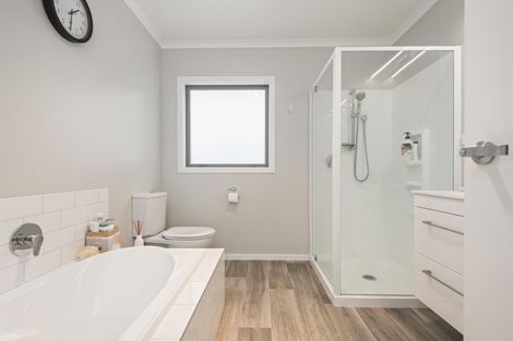 Photo of property in 227b Botanical Road, Takaro, Palmerston North, 4412