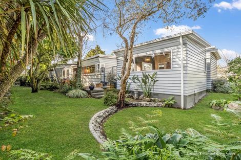 Photo of property in 105a Pahiatua Street, Hokowhitu, Palmerston North, 4410