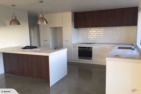 Photo of property in 1 Clifford Close, Leamington, Cambridge, 3432