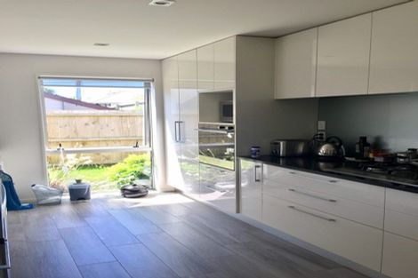 Photo of property in 89a Clovelly Road, Bucklands Beach, Auckland, 2012