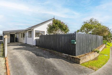 Photo of property in 23 Kanawa Street, Waikanae, 5036