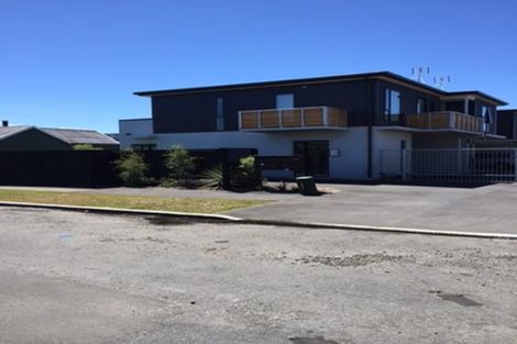Photo of property in 11 Walpole Street, Waltham, Christchurch, 8023