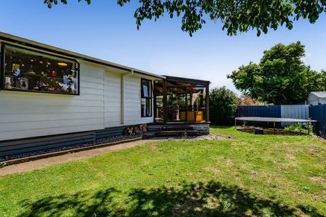 Photo of property in 10 Tawari Street, Inglewood, 4330