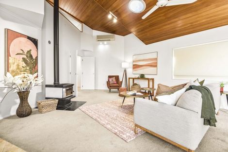 Photo of property in 49 Swann Beach Road, Stanmore Bay, Whangaparaoa, 0932