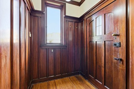 Photo of property in 4 Kent Road, Saint Johns Hill, Whanganui, 4501