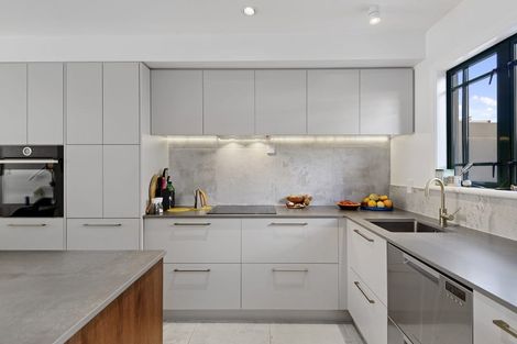 Photo of property in 7/9 Burgess Street, Sumner, Christchurch, 8081