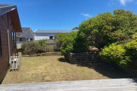 Photo of property in 47 Guadeloupe Crescent, Grenada Village, Wellington, 6037