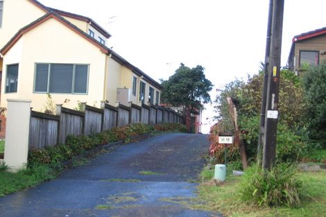 Photo of property in 5a View Road, Shelly Park, Auckland, 2014
