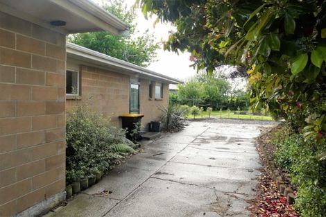 Photo of property in 110 Main North Road, Woodend, 7610