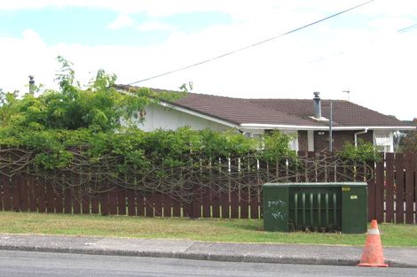 Photo of property in 71 Avonleigh Road, Green Bay, Auckland, 0604