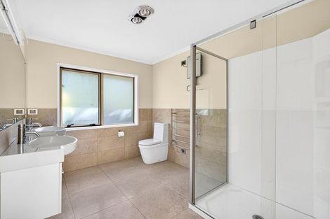 Photo of property in 12 Stevensons Crescent, Albany Heights, Albany, 0793
