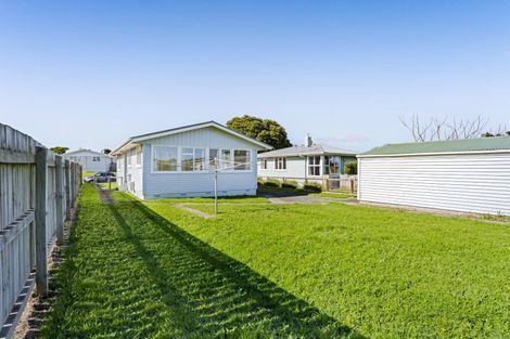 Photo of property in 48 Marama Crescent, Spotswood, New Plymouth, 4310