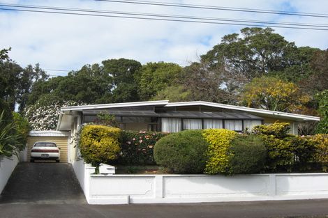 Photo of property in 24 Holsworthy Road, Lower Vogeltown, New Plymouth, 4310