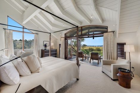 Photo of property in 42 Porterfield Road, Whitford, Howick, 2571