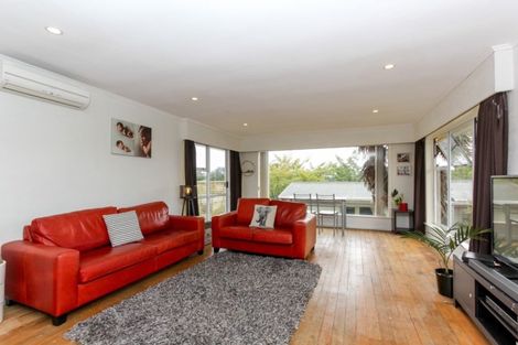 Photo of property in 3 Gordon Street, Glen Avon, New Plymouth, 4312