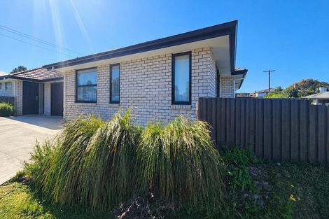 Photo of property in 12a-b Hughson Street, Waitara, 4320