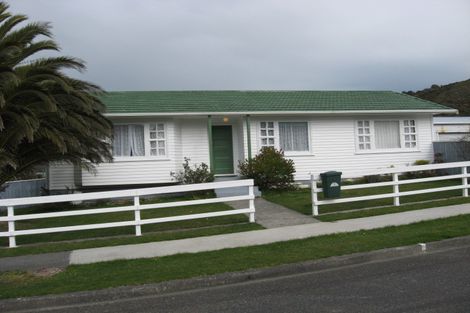 Photo of property in 7 Enfield Street, Wainuiomata, Lower Hutt, 5014