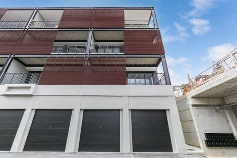 Photo of property in 105/11 Jean Caldwell Way, Island Bay, 6023