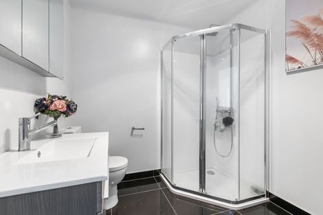 Photo of property in 39/11 Ray Small Drive, Papakura, 2110