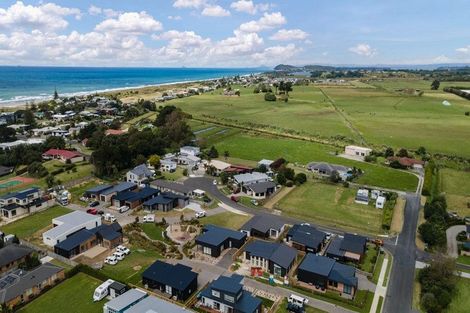 Photo of property in 5 Seafoam Place, Waihi Beach, 3611