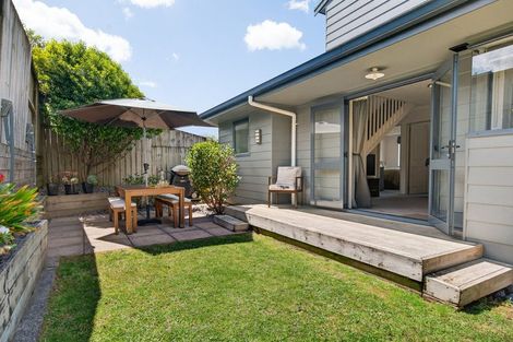 Photo of property in 6a Ranginui Road, Welcome Bay, Tauranga, 3112