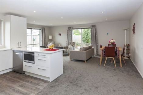 Photo of property in 3/78 Marshland Road, Shirley, Christchurch, 8061