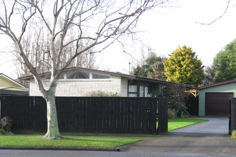 Photo of property in 67 Ruamahanga Crescent, Terrace End, Palmerston North, 4410