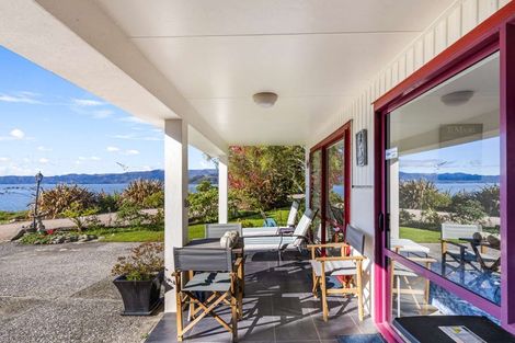 Photo of property in 204 Rangihaeata Road, Rangihaeata, Takaka, 7182