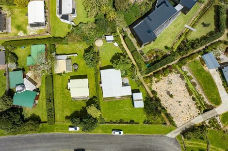 Photo of property in 11 Ringer Avenue, Matapouri, Whangarei, 0173