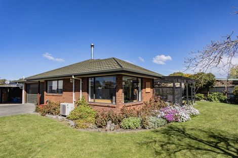 Photo of property in 2 Osborne Road, Amberley, 7410