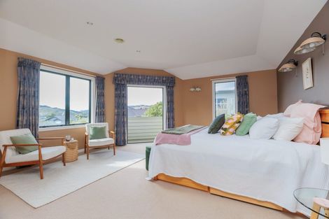 Photo of property in 44 Furlong Crescent, Churton Park, Wellington, 6037