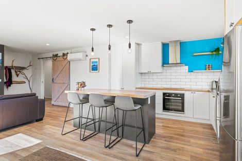 Photo of property in 19 Matipo Street, Wanaka, 9305