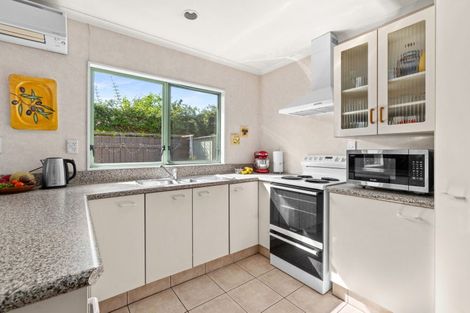 Photo of property in 67a Church Road, Taradale, Napier, 4112