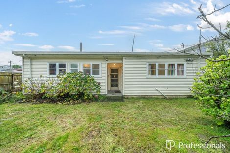 Photo of property in 35 Farmer Crescent, Taita, Lower Hutt, 5011