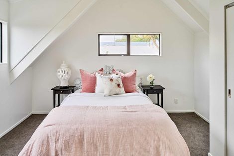 Photo of property in 63 Omapere Street, Whitby, Porirua, 5024