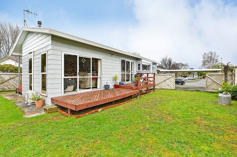 Photo of property in 22 Memphis Grove, Totara Park, Upper Hutt, 5018