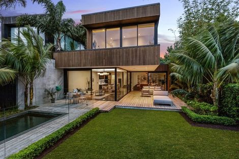 Photo of property in 39 Dryden Street, Grey Lynn, Auckland, 1021