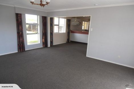 Photo of property in 34 Raglan Avenue, Cloverlea, Palmerston North, 4412