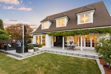 Photo of property in 96 Glandovey Road, Fendalton, Christchurch, 8052