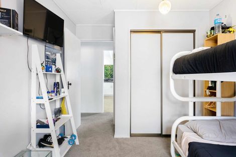 Photo of property in 2 Magnolia Street, Outer Kaiti, Gisborne, 4010