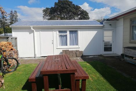 Photo of property in 7 Walker Road, Fairy Springs, Rotorua, 3015