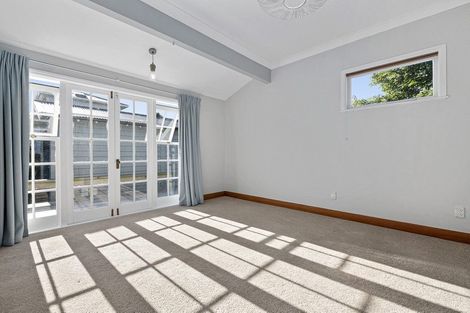 Photo of property in 24 Fitzherbert Street, Alicetown, Lower Hutt, 5010