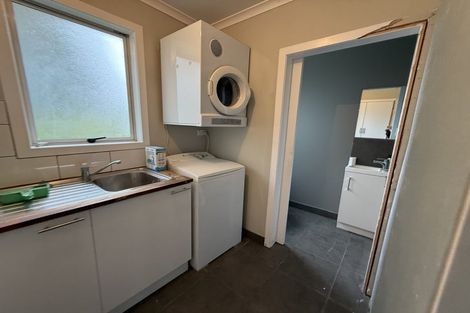 Photo of property in 32 Aliford Avenue, One Tree Hill, Auckland, 1061