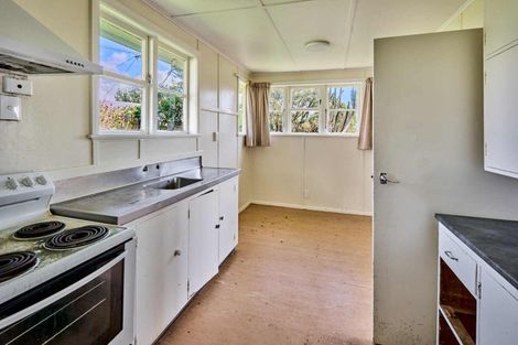 Photo of property in 12 Bromley View, Ranui, Porirua, 5024